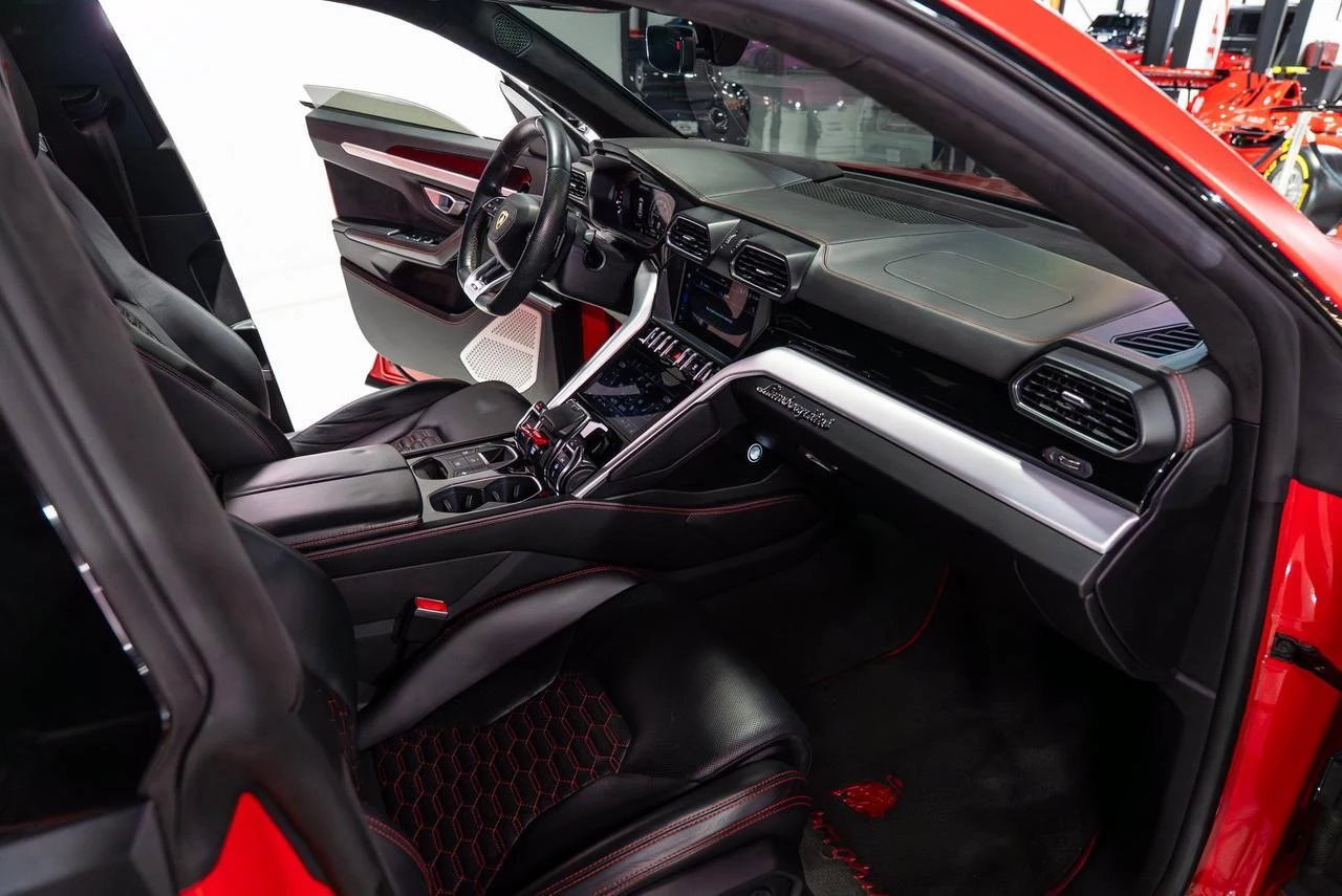 2019 Lamborghini Urus, 11/20