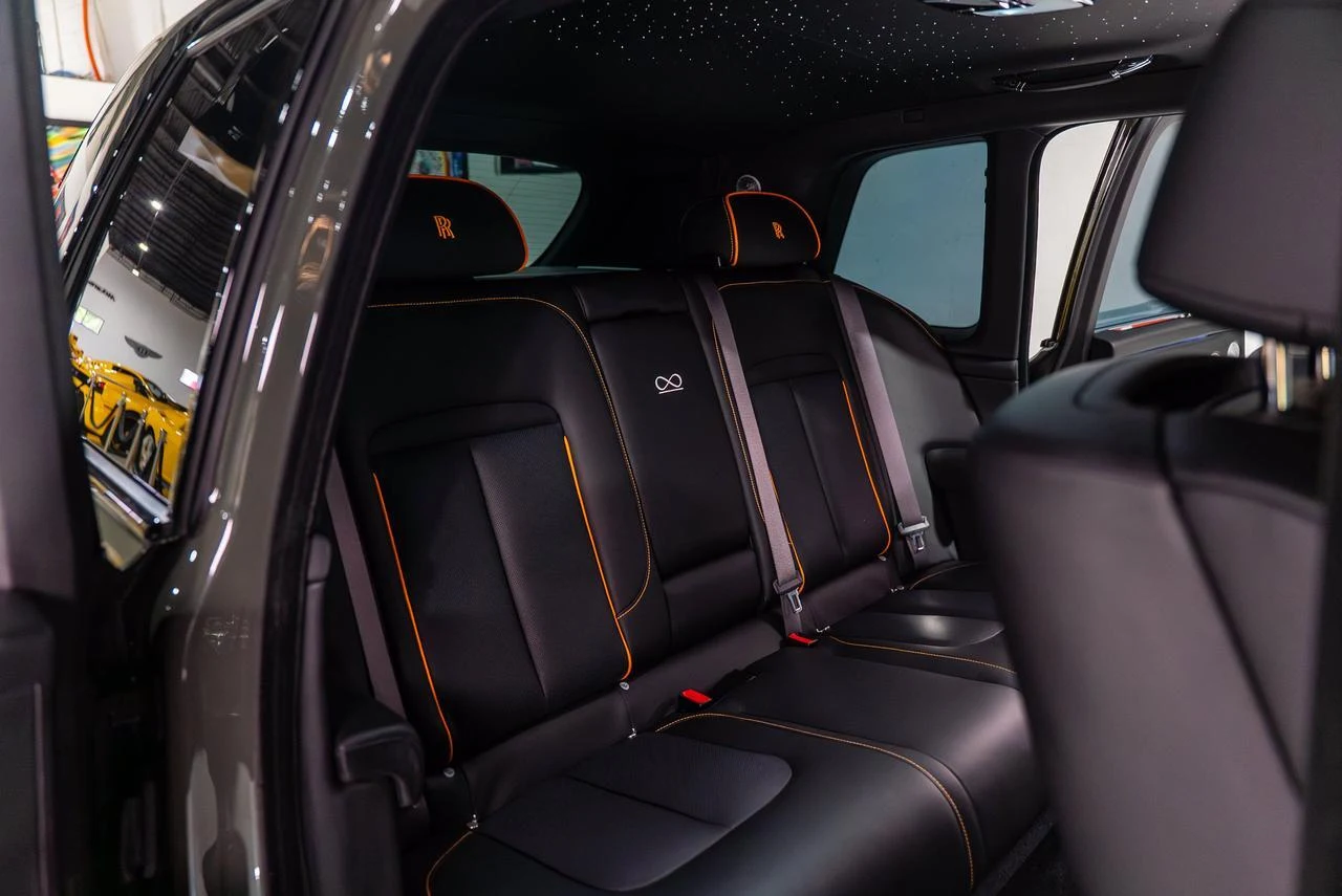 2025 Rolls-Royce Cullinan Series II Black Badge, 17/20