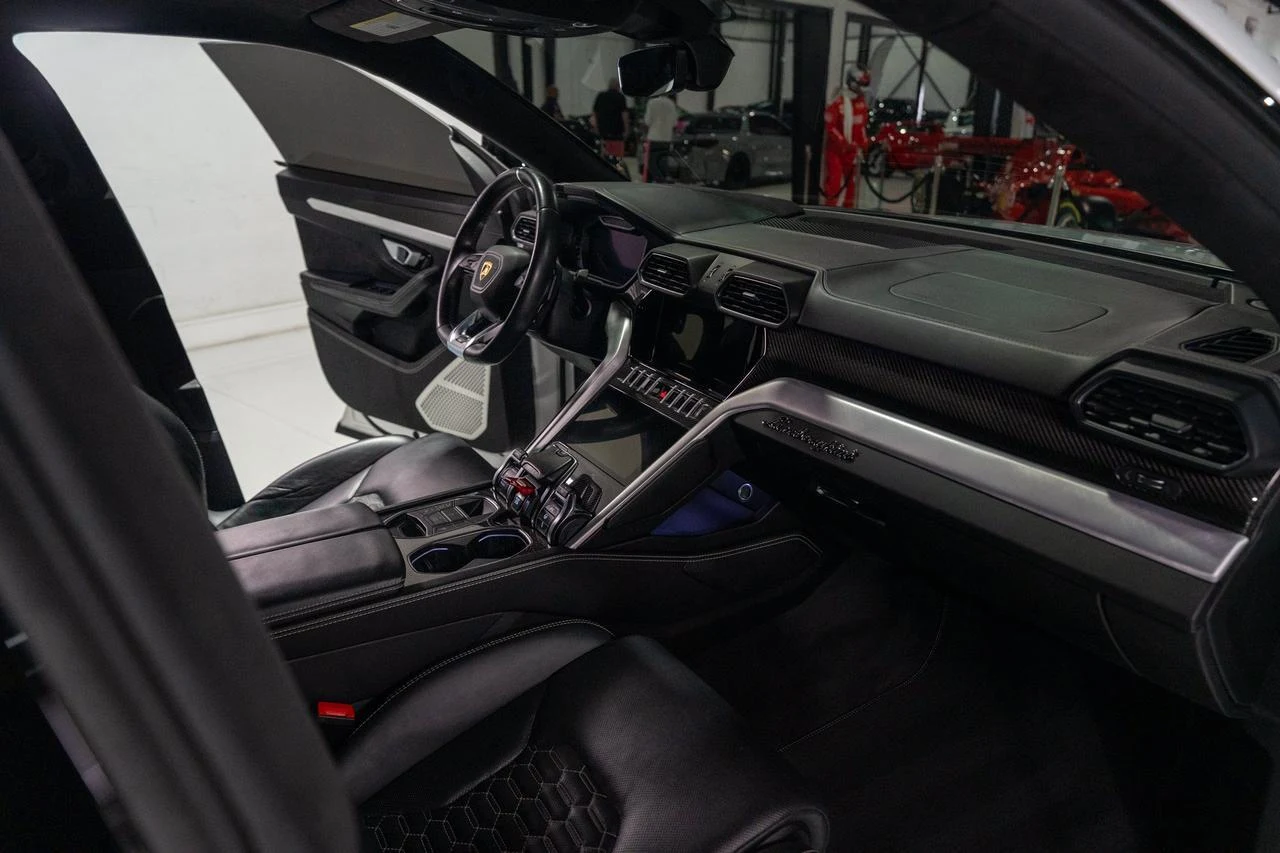 2021 Lamborghini Urus, 11/20