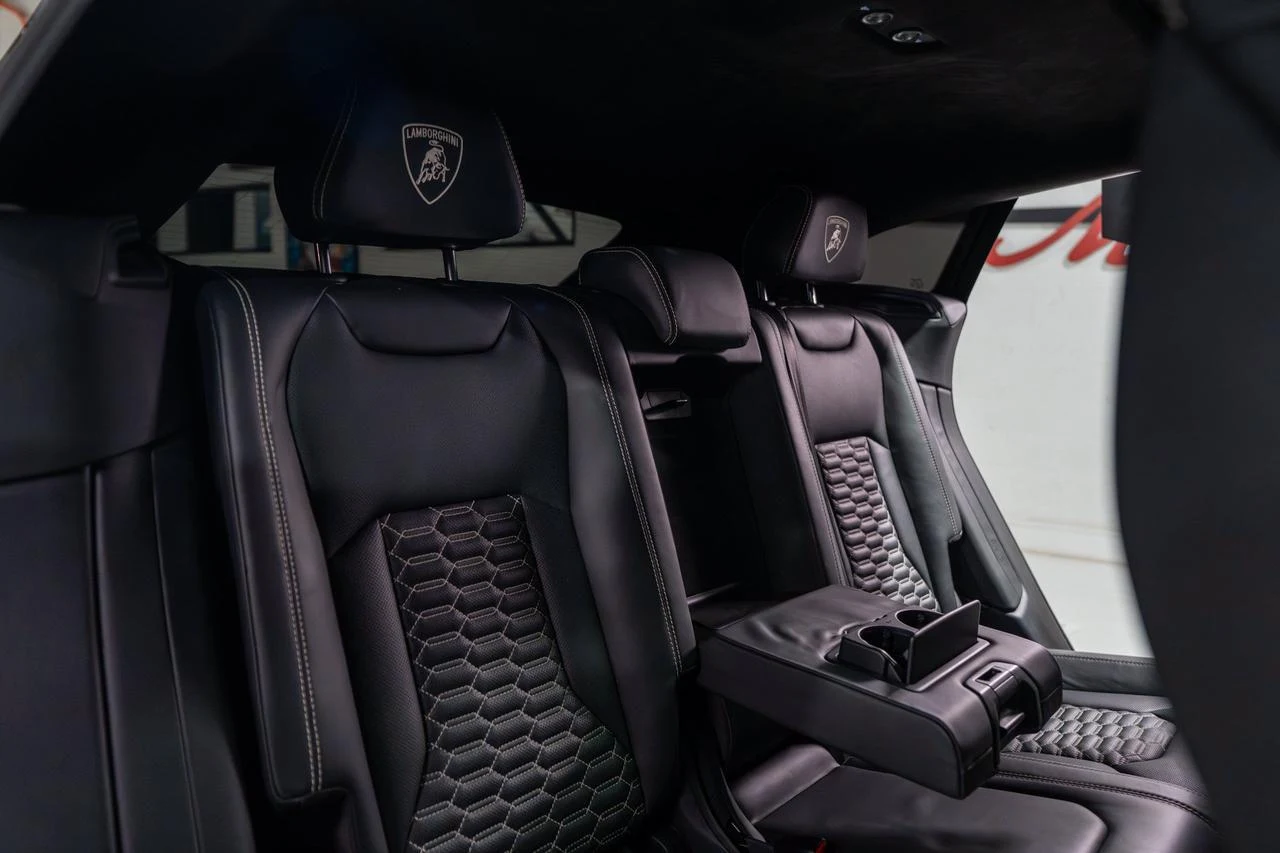 2021 Lamborghini Urus, 16/20