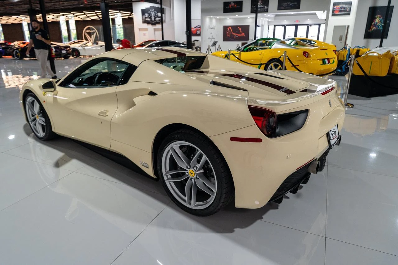 2018 Ferrari 488 Spider 70th Anniversary Tailor Made, 13/20