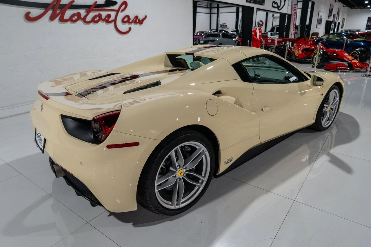 2018 Ferrari 488 Spider 70th Anniversary Tailor Made, 15/20