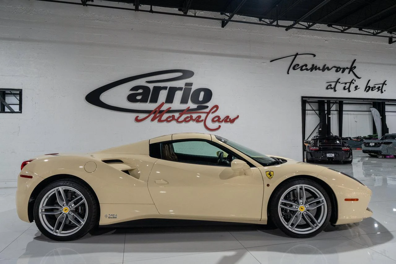 2018 Ferrari 488 Spider 70th Anniversary Tailor Made, 16/20