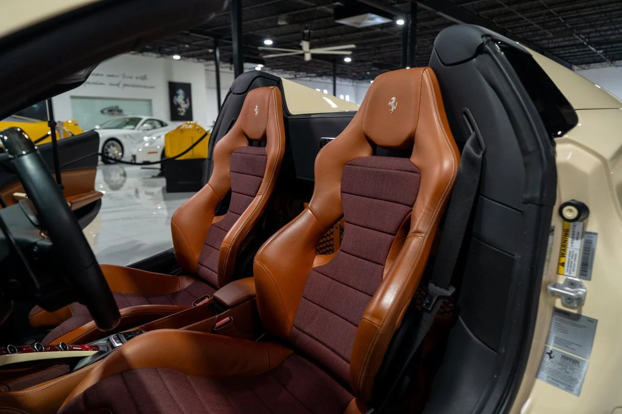 2018 Ferrari 488 Spider 70th Anniversary Tailor Made, 18/20