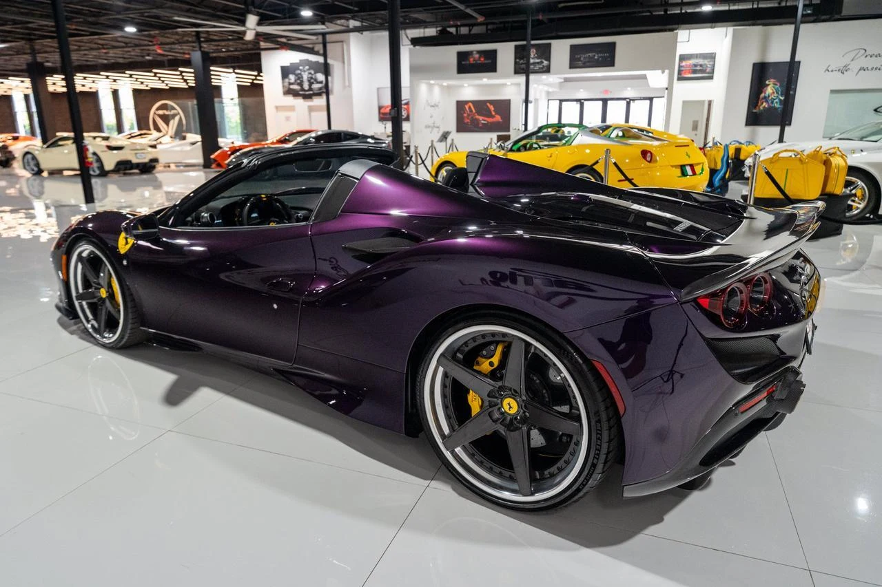 2022 Ferrari F8 Spider, 5/20