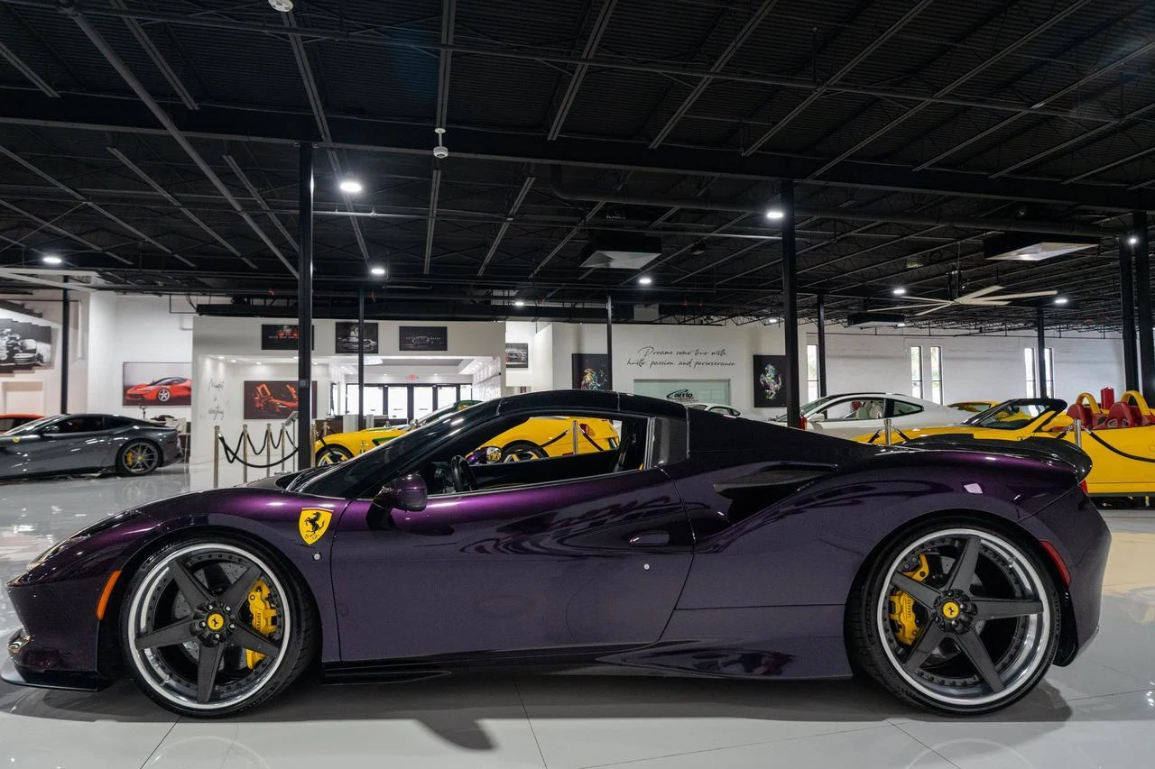2022 Ferrari F8 Spider, 12/20