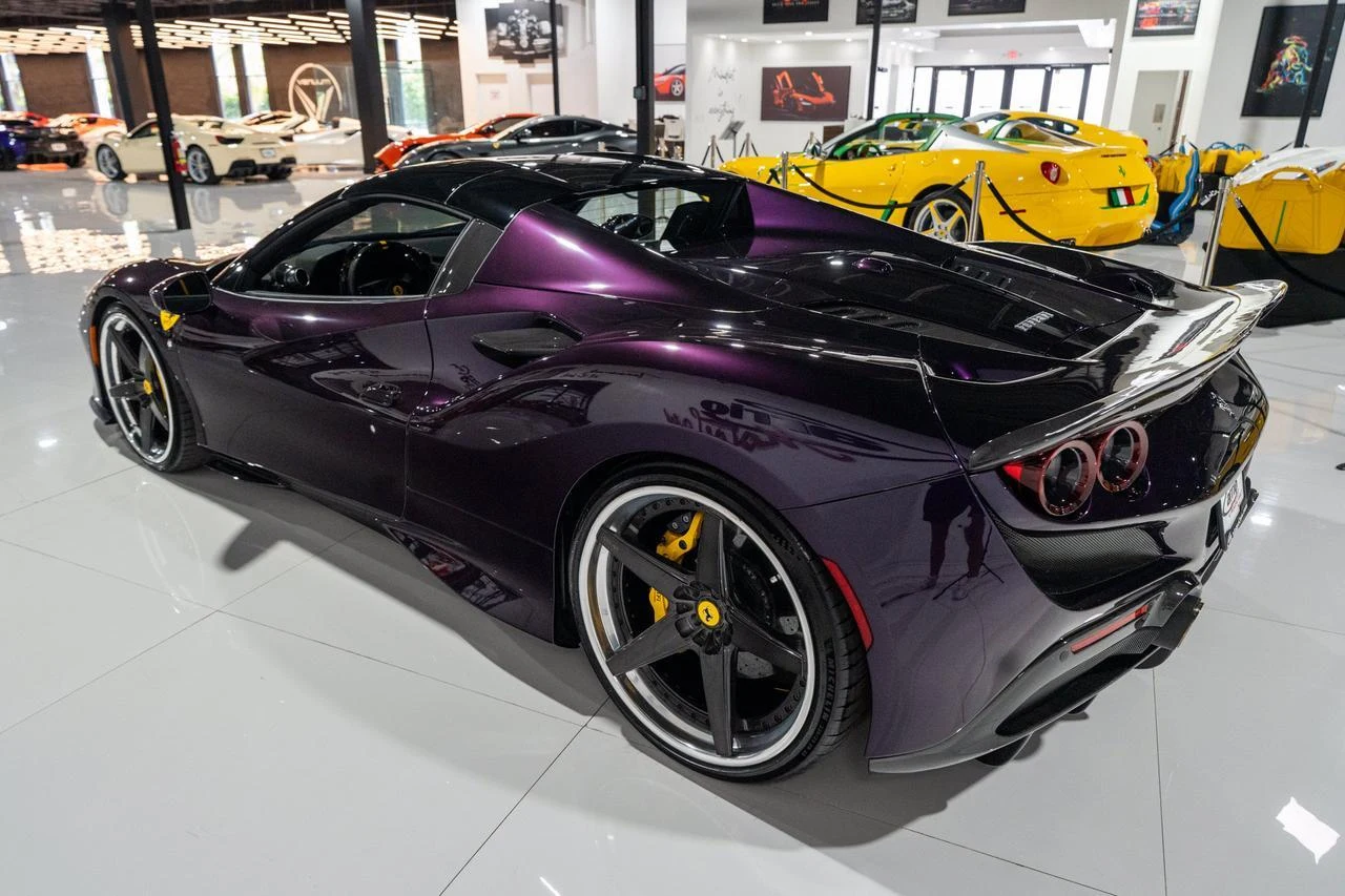 2022 Ferrari F8 Spider, 13/20