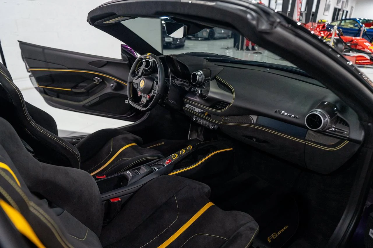 2022 Ferrari F8 Spider, 19/20