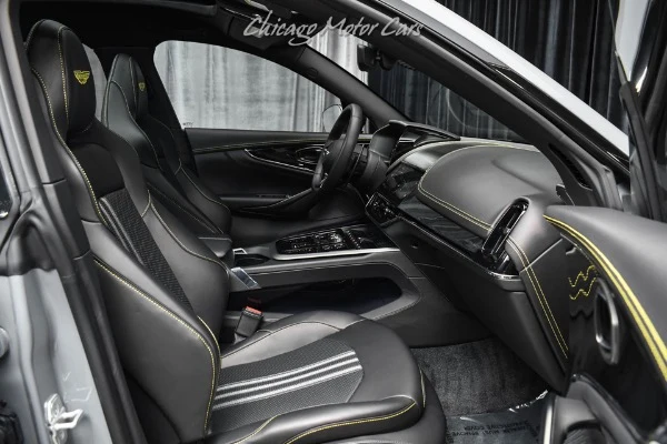 2025 Aston Martin DBX707, 20/20