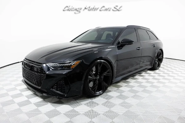 Audi RS 6 Avant (C8) photographed at Chicago Motor Cars