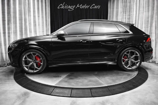 2025 Audi RS Q8 performance (4M), 2/20