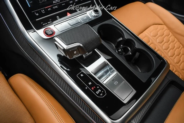 2025 Audi RS Q8 performance (4M), 19/20