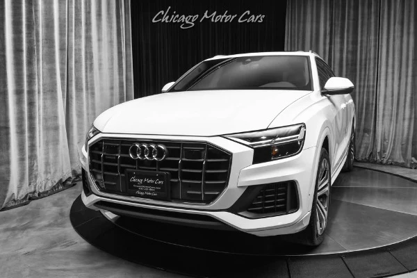 Audi Q8 55 Premium Plus quattro (4M) photographed at Chicago Motor Cars