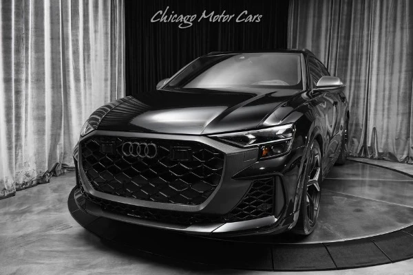 Audi RS Q8 performance (4M) photographed at Chicago Motor Cars