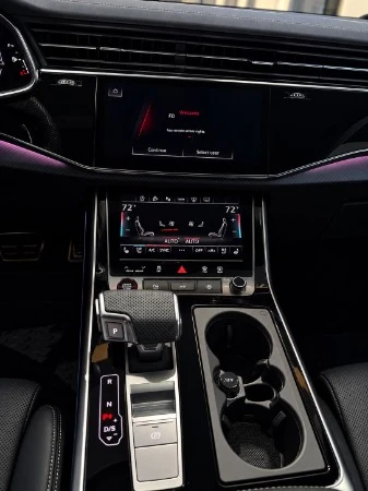 2025 Audi RS Q8 performance (4M), 5/8