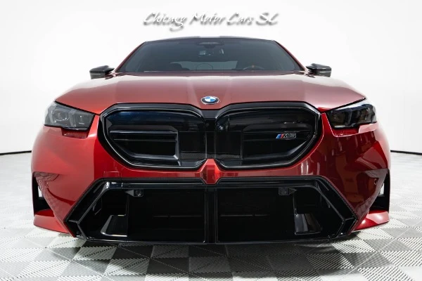 2025 BMW M5 Sedan (G90), 8/20
