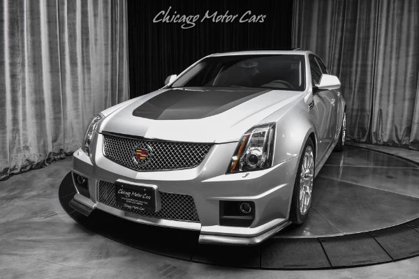 Cadillac CTS-V (2nd Generation) photographed at Chicago Motor Cars