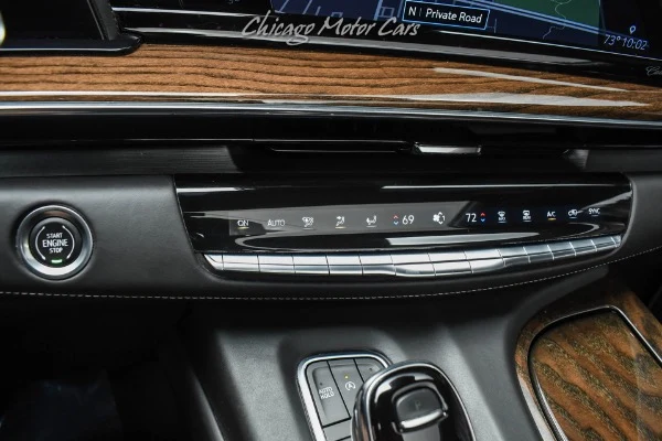 2021 Cadillac Escalade Sport Platinum (5th Generation), 19/20