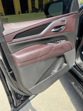 2023 Cadillac Escalade ESV Sport Platinum (5th Generation), 13/14