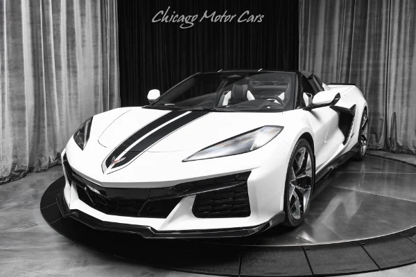 Chevrolet Corvette Z06 Convertible 2LZ (C8) photographed at Chicago Motor Cars