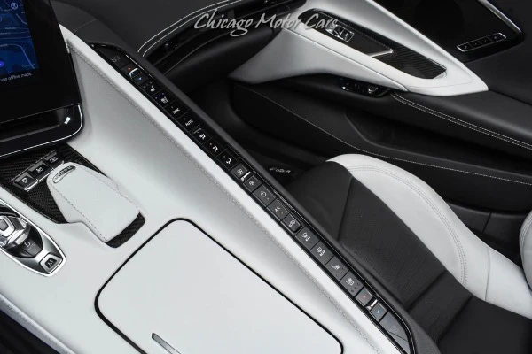2025 Chevrolet Corvette Z06 Convertible 2LZ (C8), 19/20