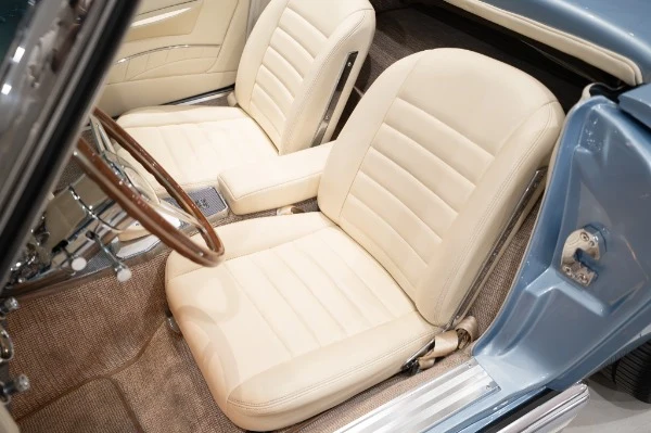 1965 Chevrolet Corvette LS3 Restomod (C2), 8/20