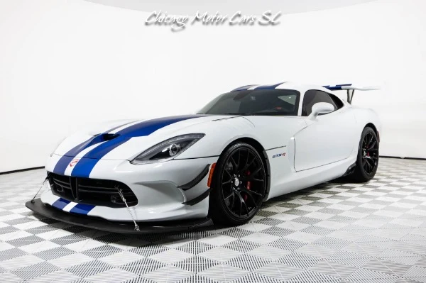Dodge Viper GTC GTS-R ACR Extreme photographed at Chicago Motor Cars