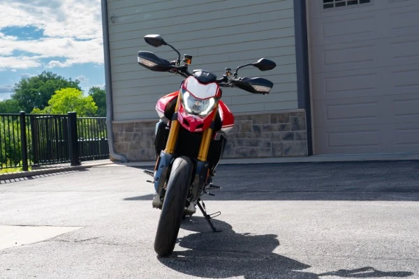 2021 Ducati Hypermotard 950 SP, 2/20