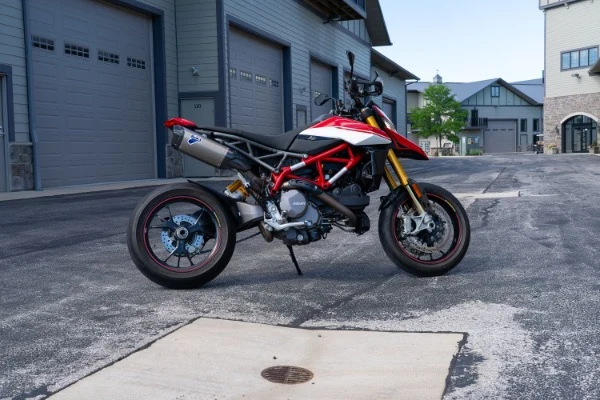 2021 Ducati Hypermotard 950 SP, 3/20