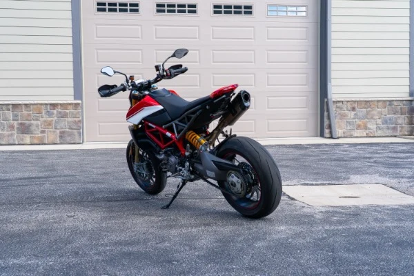 2021 Ducati Hypermotard 950 SP, 6/20