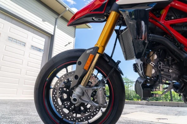 2021 Ducati Hypermotard 950 SP, 10/20