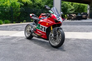 2022 Ducati Panigale V2 Bayliss, 3/20