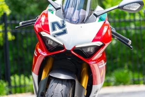 2022 Ducati Panigale V2 Bayliss, 18/20