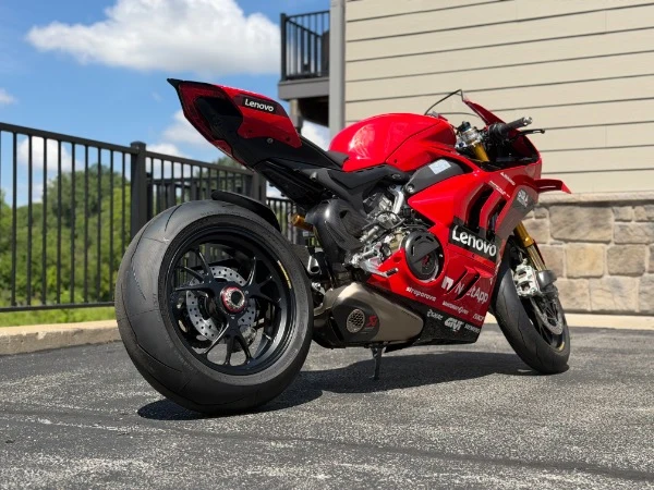 2024 Ducati Panigale V4 S Bagnaia, 4/20