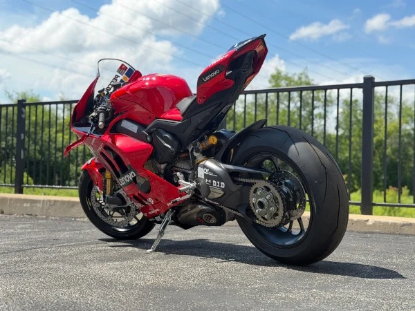 2024 Ducati Panigale V4 S Bagnaia, 7/20