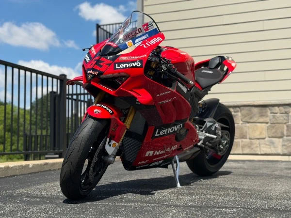 2024 Ducati Panigale V4 S Bagnaia, 12/20