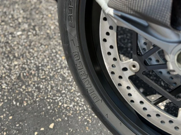 2024 Ducati Panigale V4 S Bagnaia, 17/20