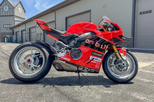 2024 Ducati Panigale V4 S Bautista, 14/20