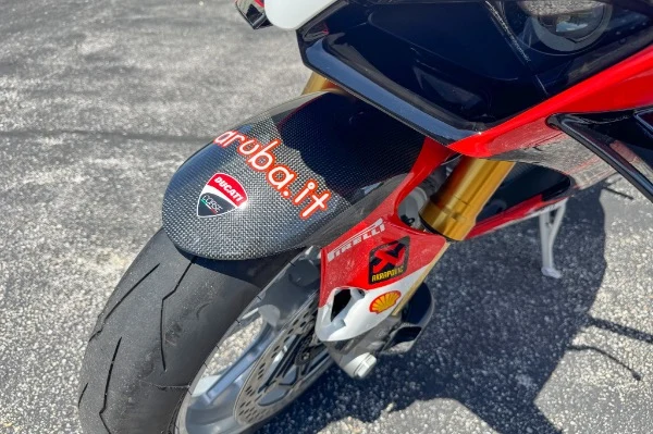 2024 Ducati Panigale V4 S Bautista, 15/20