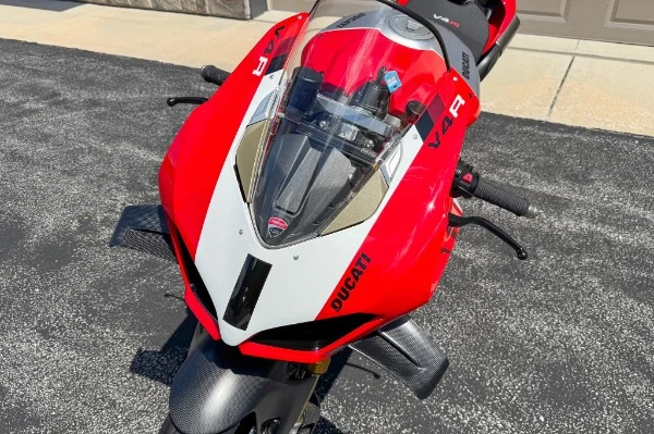 2024 Ducati Panigale V4 R, 13/20