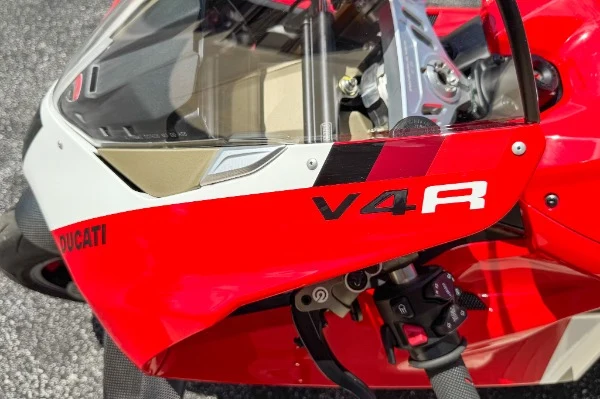 2024 Ducati Panigale V4 R, 14/20