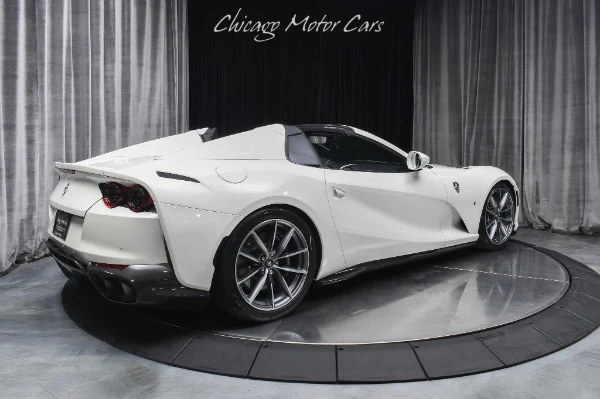 2022 Ferrari 812 GTS, 5/20