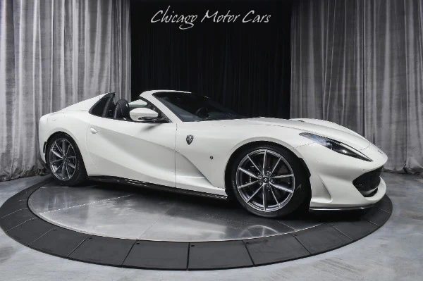 2022 Ferrari 812 GTS, 6/20