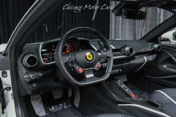 2022 Ferrari 812 GTS, 8/20