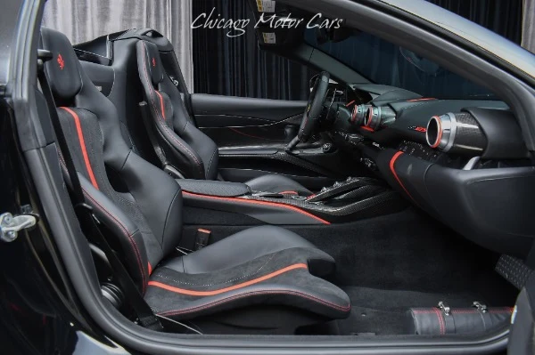 2023 Ferrari 812 GTS, 20/20