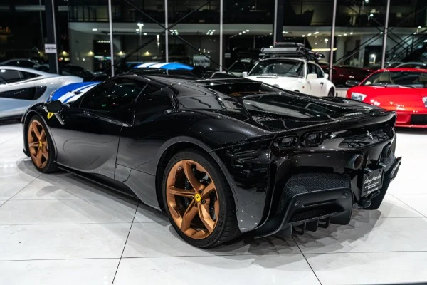 2021 Ferrari SF90 Stradale, 2/20