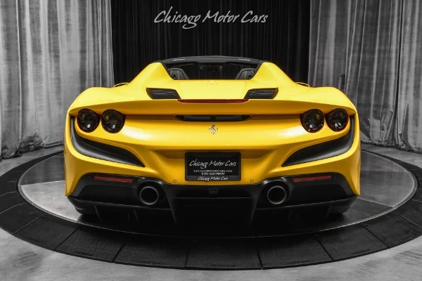 2023 Ferrari F8 Spider, 4/20