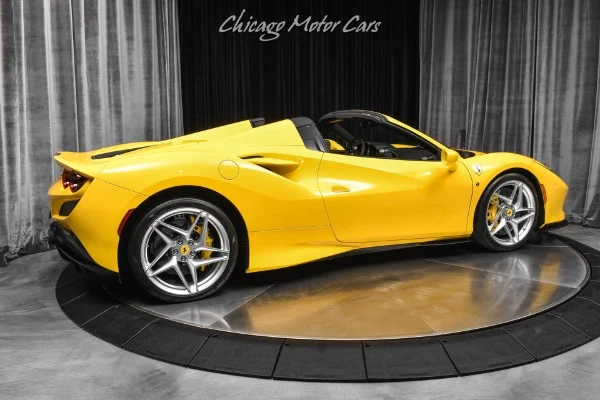 2023 Ferrari F8 Spider, 5/20