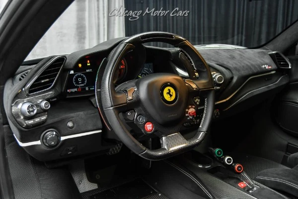 2020 Ferrari 488 Pista, 8/20