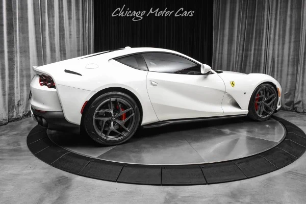 2020 Ferrari 812 Superfast, 5/20